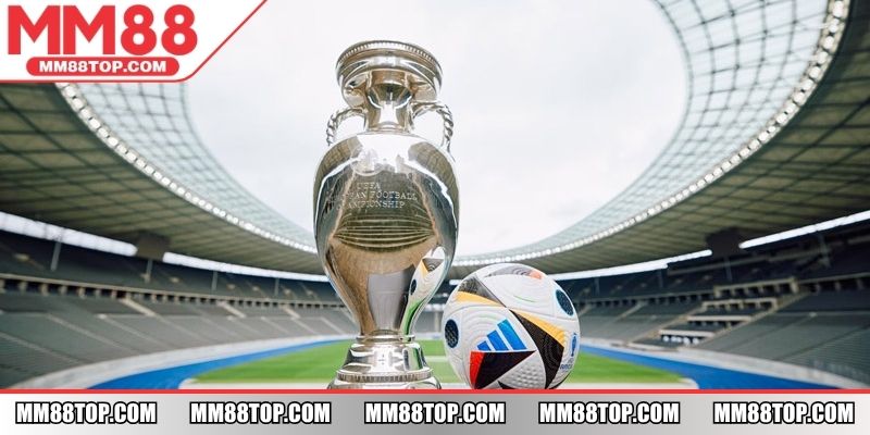 Euro mấy năm 1 lần được tổ chức theo chu kỳ cố định